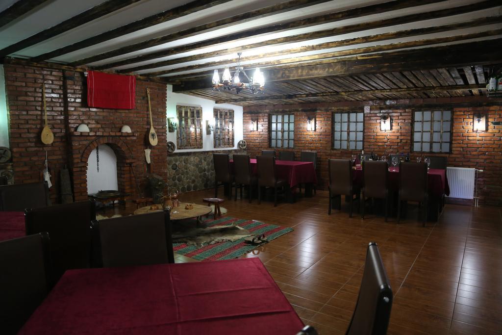 Hotel Antika Prizren Ngoại thất bức ảnh