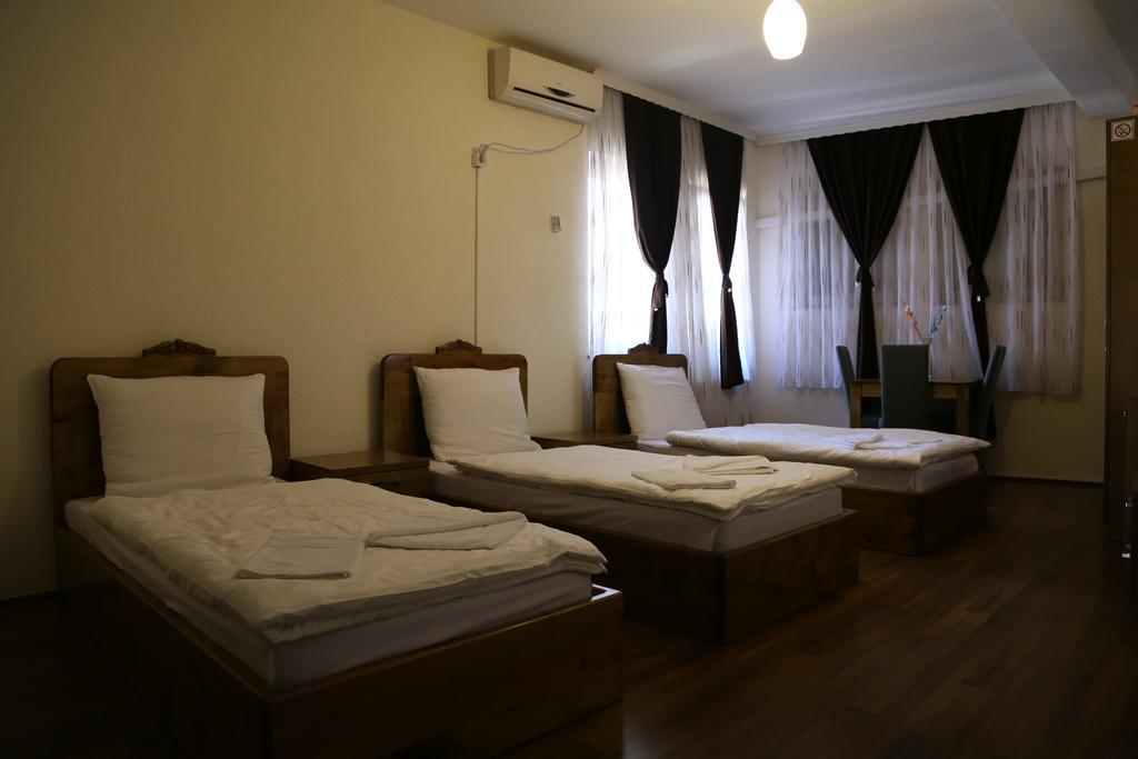 Hotel Antika Prizren Phòng bức ảnh