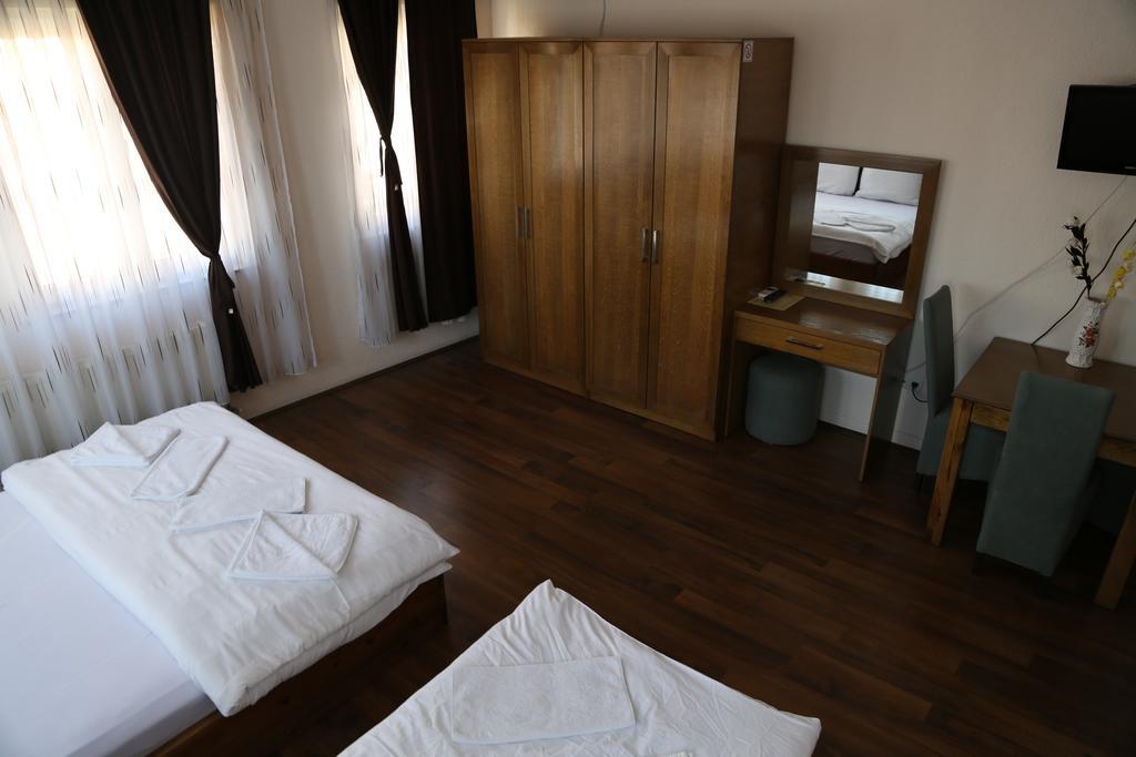 Hotel Antika Prizren Phòng bức ảnh