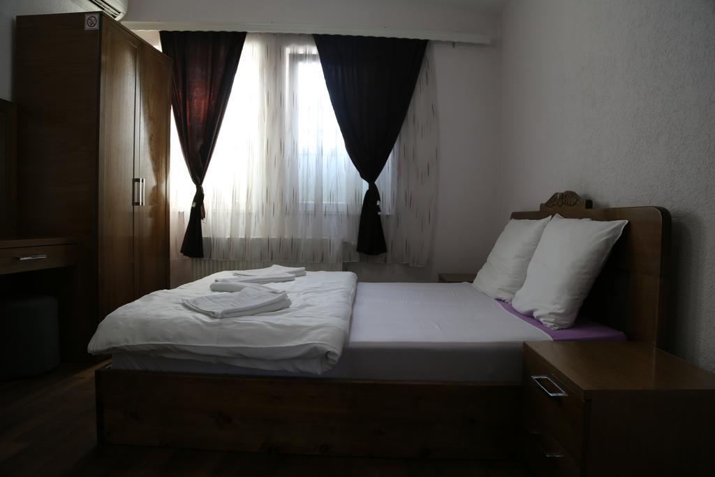 Hotel Antika Prizren Phòng bức ảnh